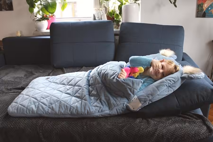 JAK POPRAWIĆ JAKOŚĆ SNU DZIECKA? ZOBACZ, JAK POMOGŁO NAM KINDER HOP!